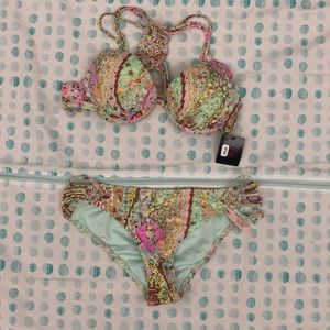 Victoria Secret NWT paisley bikini